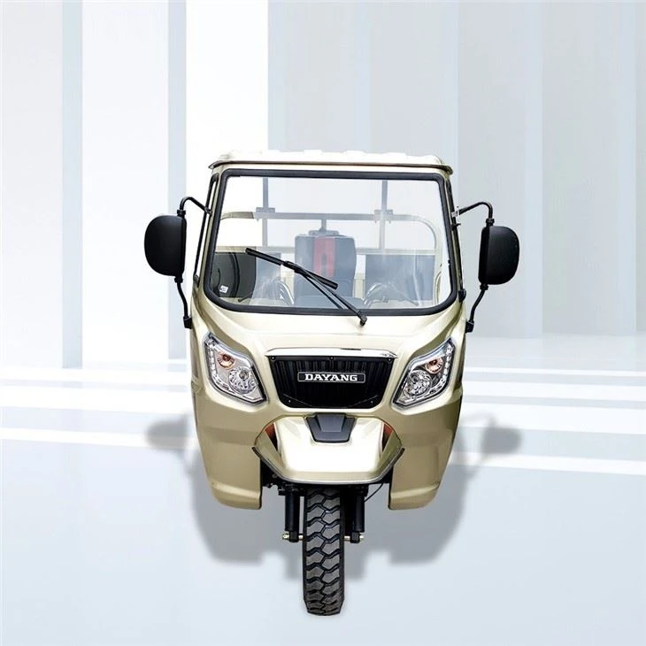 Semi Closed Gas Cabin Tricycle